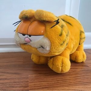 EARLY 1980’s Garfield plush